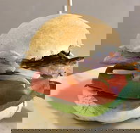 Cafe 1 Twenty 3 - Hotel Accommodation