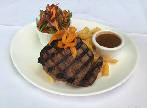 Essence Restaurant - Hotel Accommodation 0