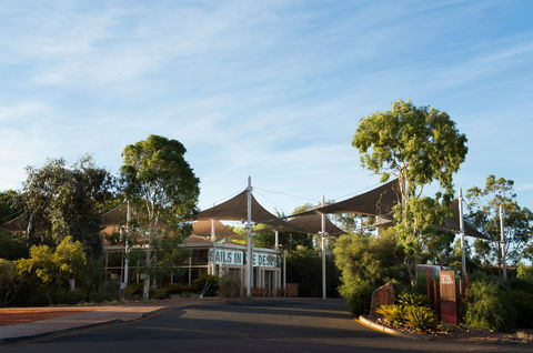 Ilkari Restaurant - Hotel Accommodation 1