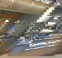 Kaori sushi - Hotel Accommodation