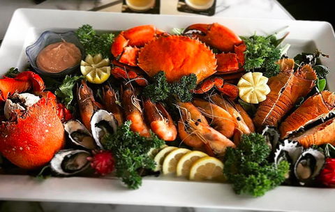 Reef Seafood And Sushi - Hotel Accommodation 0