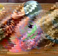 Crossing Cafe - Hotel Accommodation