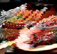 Iron Horse Inn - Warners Bay - Hotel Accommodation