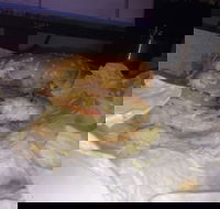 Marlins Take Away - Hotel Accommodation