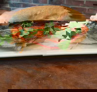 Porkees Vietnamese Deli - Hotel Accommodation