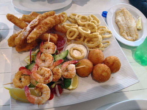 Sharky's Fish & Chips Mandurah - Hotel Accommodation 0