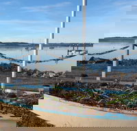 The Deck Cafe on the Wharf - Hotel Accommodation