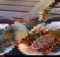 Hardware Cafe - Hotel Accommodation