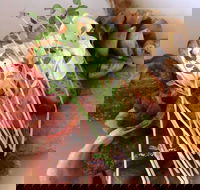 Maudy's Restaurant and Bar - Hotel Accommodation