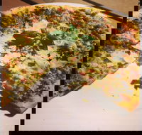 Church Bar  Woodfired Pizza - Hotel Accommodation