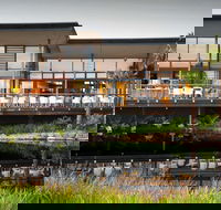 The Deck - Hotel Accommodation