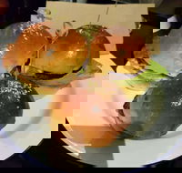 Burger Burger - Hotel Accommodation