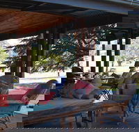 Duck'n Fishes Cafe and Bar - Hotel Accommodation