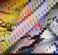 Front Gallery  Cafe - Hotel Accommodation