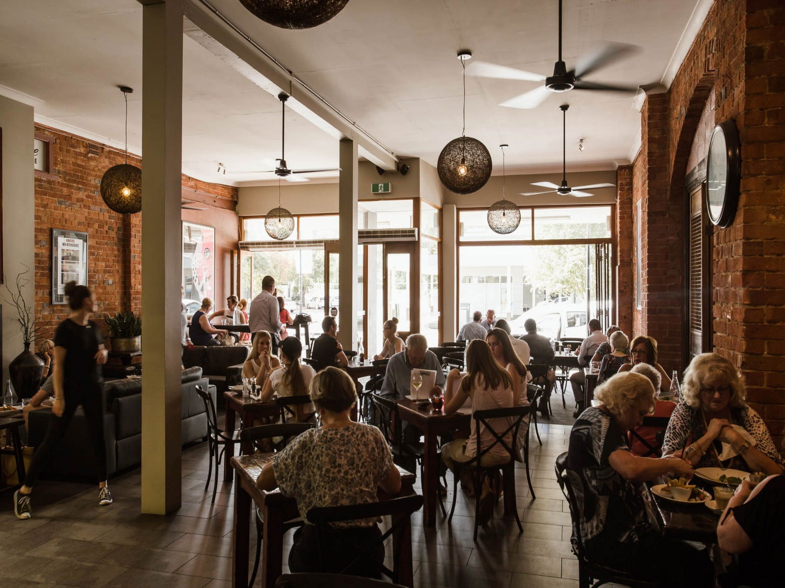 Bomen NSW Hotel Accommodation