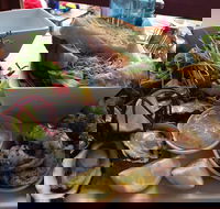 The Flying Fish Cafe - Hotel Accommodation