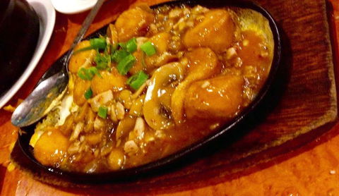 Chins Noodle House - Hotel Accommodation 0