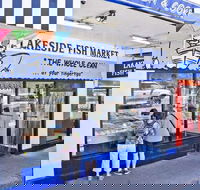 Lakeside Fish Market - Hotel Accommodation