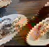 Grindstone Coffee House - Hotel Accommodation