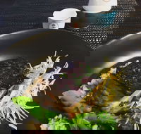 Kanpai Japanese Restaturant - Hotel Accommodation