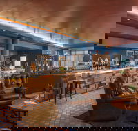 The Canberra Wine House - Hotel Accommodation