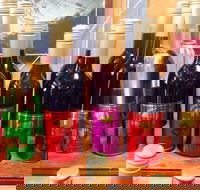 The Grog Shed at Wombat Cellars - Hotel Accommodation