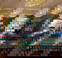 What The Pho - Hotel Accommodation