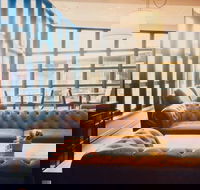 The Clubhouse Hotel - Hotel Accommodation