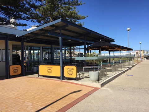 Caffe Mia - Hotel Accommodation 2