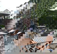 Our Place Wine and Espresso Bar - Hotel Accommodation