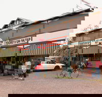 Willawarrin Hotel - Hotel Accommodation