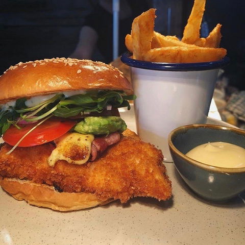 Nalou Kitchen - Hotel Accommodation 2