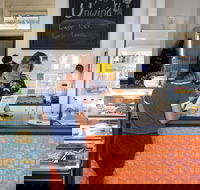 Unwind - Hotel Accommodation