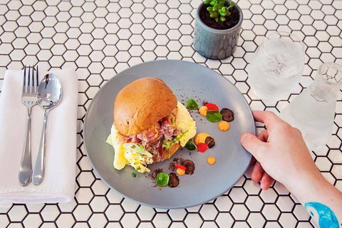 Wolfe & Co. - Hotel Accommodation 0