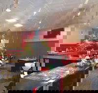 Chris's Patisserie  Bakehouse - Hotel Accommodation