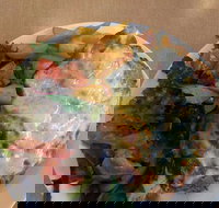 Frank and Connie's Kitchen - Hotel Accommodation