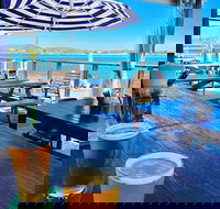 Hamiltons Oyster Bar - Hotel Accommodation