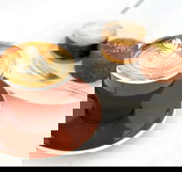 R Coffee Co - Hotel Accommodation