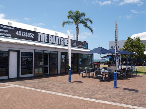 The Boatshed: Batemans Bay - Hotel Accommodation 1