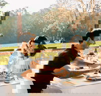 The River Deck - Hotel Accommodation