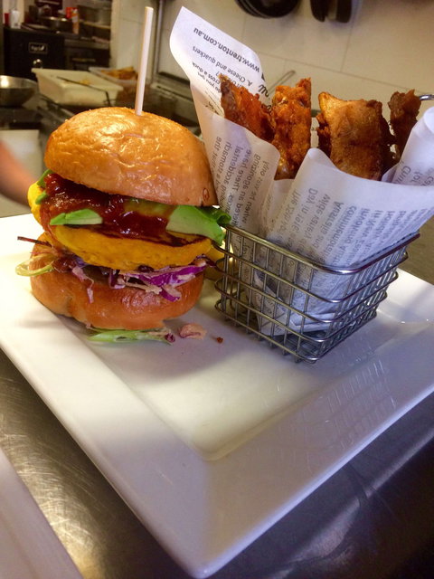 Cuisine Café - Hotel Accommodation 0