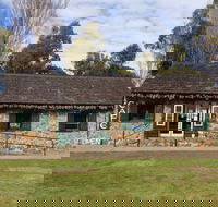 Crofters Cottage Cafe - Hotel Accommodation