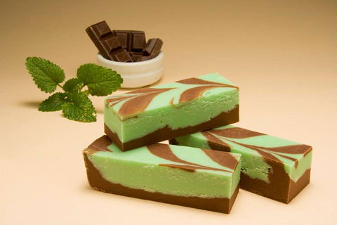 Mogo Fudge And Ice Cream /  Courtyard Cafe / Lots Of Lollies Mogo - Hotel Accommodation 1