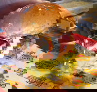 Originals Burger Co - Hotel Accommodation