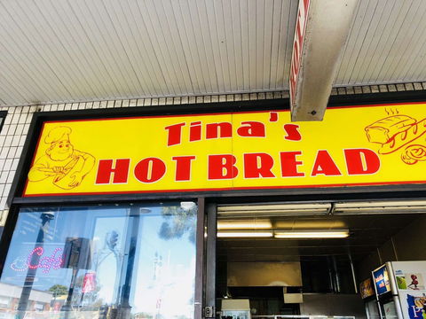 Tina's Hot Bread - Hotel Accommodation 0