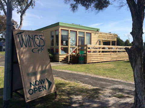 Wings Cafe - Hotel Accommodation 0