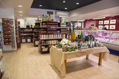 Knights Meats And Deli - Hotel Accommodation 1
