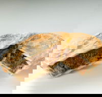 Oliver's Pies - Hotel Accommodation