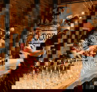 Corowa Whisky and Chocolate - Hotel Accommodation