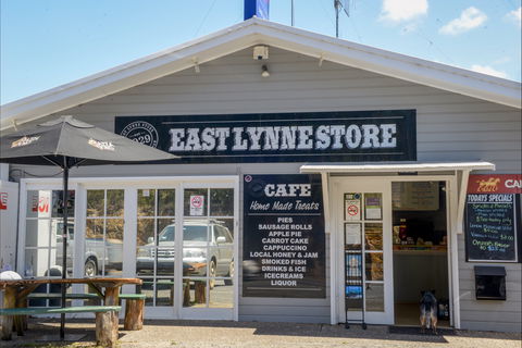 East Lynne Store - Hotel Accommodation 0